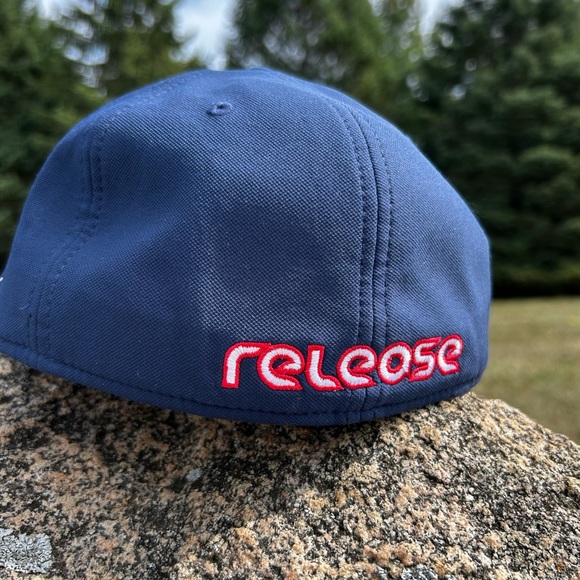 NWOT Nike Dri-FIT fitted hat - Picture 5 of 8